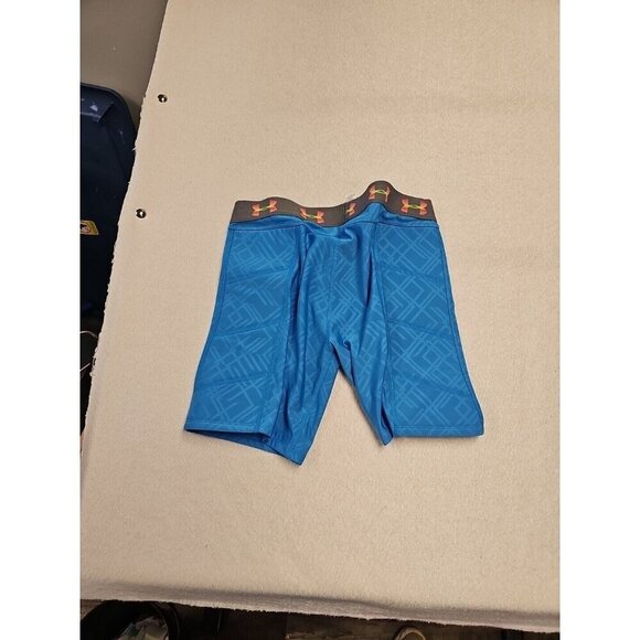 Under Armour Women's Large Blue Strike Zone Padded Shorts EUC - Picture 4 of 5